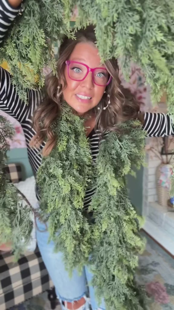 Micnist Aura™ Cedar Glow Garland video